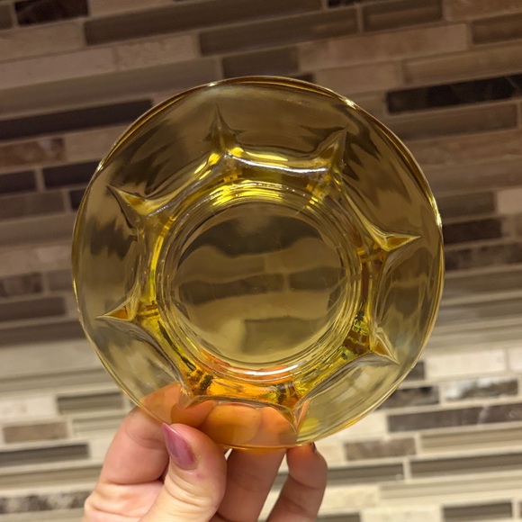 Anchor Hocking Swedish Modern 70s Amber Glass Scalloped Flower Bowl 4.5" - Picture 5 of 7